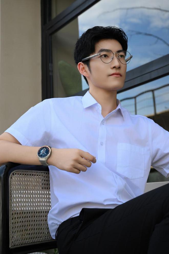 框光学镜2299元重磅来袭解锁时尚新高度!pg电子模拟器试玩华为智能眼镜 2 钛空圆(图2)